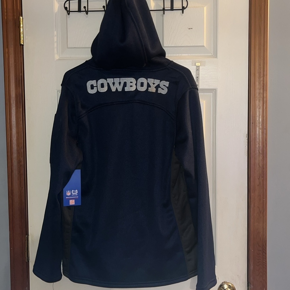 NWT-NFL ultra game-M-Dallas Cowboys-blue-full zip, hooded, embroidered jacket.